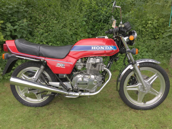 Honda CB 250N red stickers kit